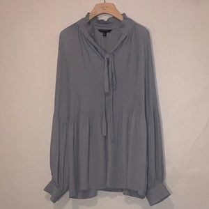 Banana Republic Grey Pleated Long Sleeve Blouse XL